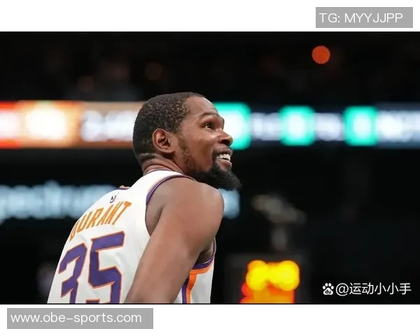 杜兰特因家庭事务缺席对阵太阳和勇士的客场比赛引发关注 杜兰特因家庭事务缺席对阵太阳和勇士的客场比赛引发关注