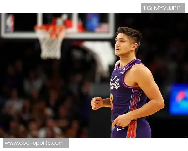 格雷森阿伦谈缺少布克对三分球机会的影响与挑战